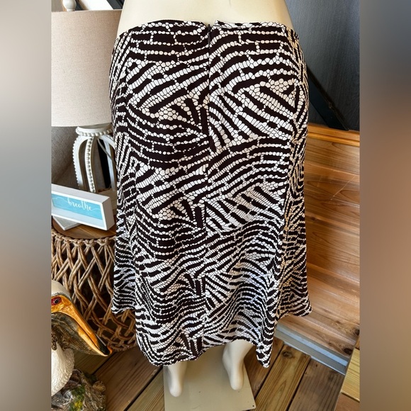 RN collection New York brown/ cream skirt size 12 preloved - Picture 4 of 5